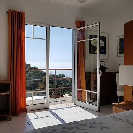 Ferienhaus Raposeira De Sao Joao, The Feeling Of Peace, Space And Quiet, Whole Is Yours Fajã da Ovelha