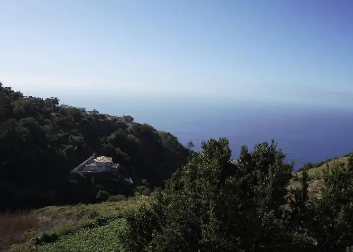 Raposeira De Sao Joao, The Feeling Of Peace, Space And Quiet, Whole Is Yours 別荘 ファハ・ダ・オヴェルハ