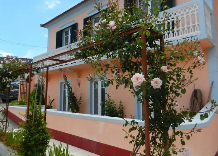 Raposeira De Sao Joao, The Feeling Of Peace, Space And Quiet, Whole Is Yours 別荘 ファハ・ダ・オヴェルハ